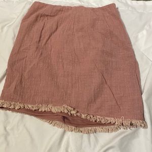 pink skirt